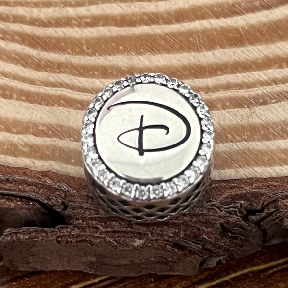 Pandora Walt Disney World bead Charm Disneyland Disney Parks - Picture 1 of 3